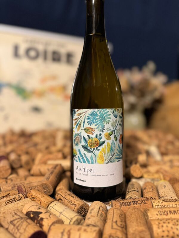 Racèmes jasnières 2022 " élevage long" domaine de la roche bleue